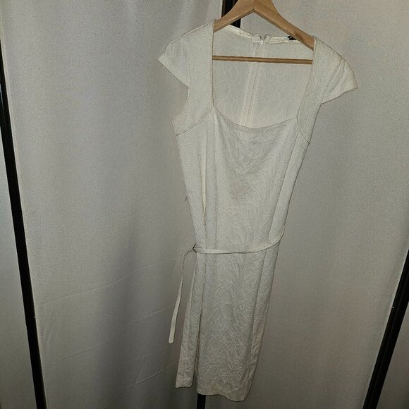 Dress - Picture 1 of 2